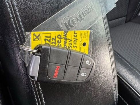 Used 2022 Jeep Compass Latitude image 33