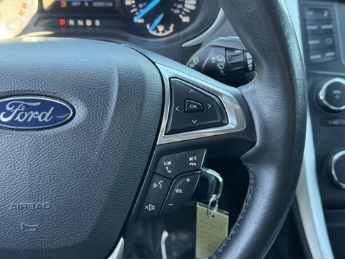 Used 2015 Ford Fusion SE w/ Equipment Group 201A image 25