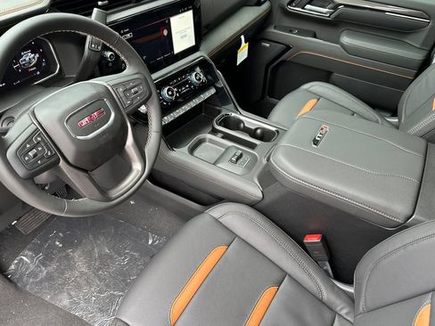 New 2026 GMC Sierra 2500 AT4 w/ AT4 Premium Plus Package AWD/4WD image 10
