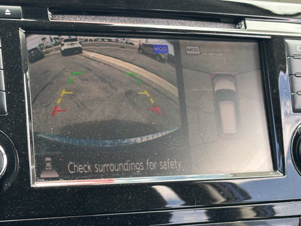 Used 2018 Nissan Rogue SL w/ Premium Package FWD image 21