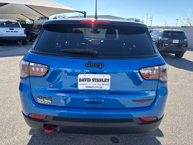 New 2027 Jeep Compass Trailhawk w/ Sun, Sound & Navigation Group AWD/4WD image 5