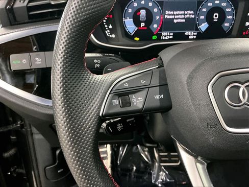 Certified 2025 Audi Q3 2.0T Premium Plus w/ Premium Plus Package image 21
