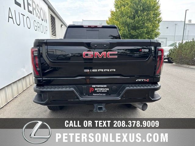 Used 2025 GMC Sierra 3500 AT4 w/ AT4 Premium Plus Package AWD/4WD image 5