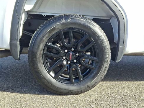 Certified 2024 GMC Sierra 1500 Elevation image 8