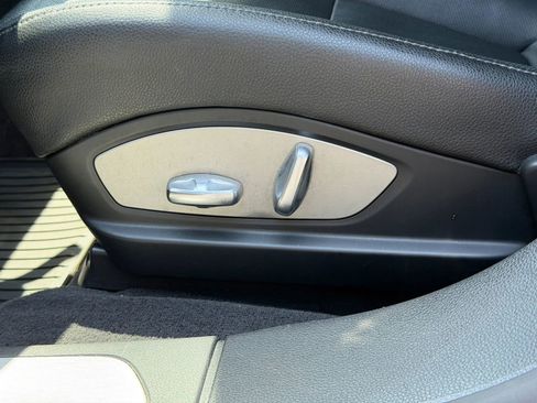 Used 2014 Porsche Panamera 4 AWD/4WD image 30