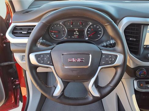 Used 2023 GMC Acadia SLT w/ Preferred Package image 7