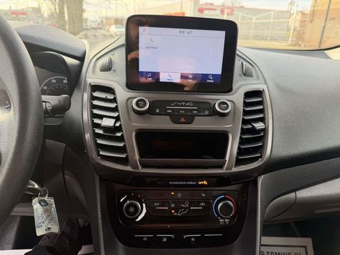 Used 2020 Ford Transit Connect XL image 28