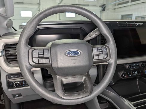 Used 2024 Ford F250 XLT w/ XLT Premium Package AWD/4WD image 39