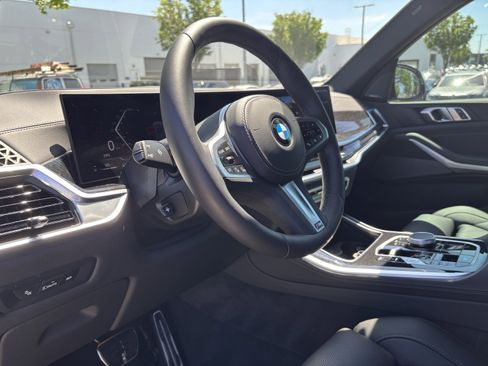 Certified 2026 BMW X5 sDrive40i w/ M Sport Package RWD image 16