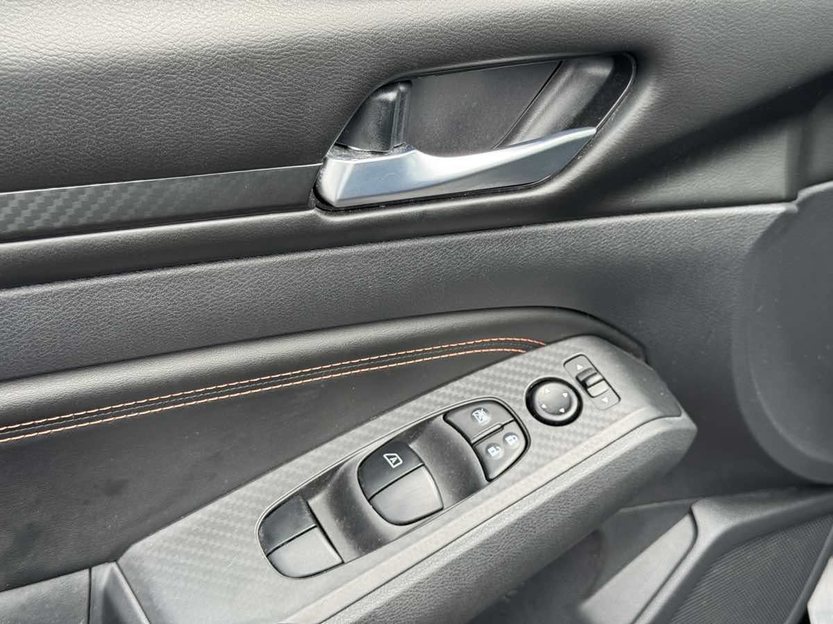 Used 2021 Nissan Altima 2.5 SR FWD image 28