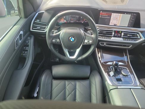 Used 2023 BMW X5 xDrive40i image 10