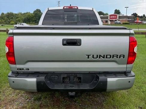 Used 2020 Toyota Tundra Limited w/ Limited Premium Package AWD/4WD image 6