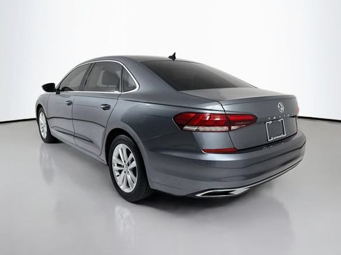Used 2020 Volkswagen Passat 2.0T SE w/ Sunroof Package FWD image 5