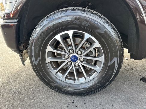 Used 2020 Ford F150 XLT w/ Equipment Group 302A Luxury image 9