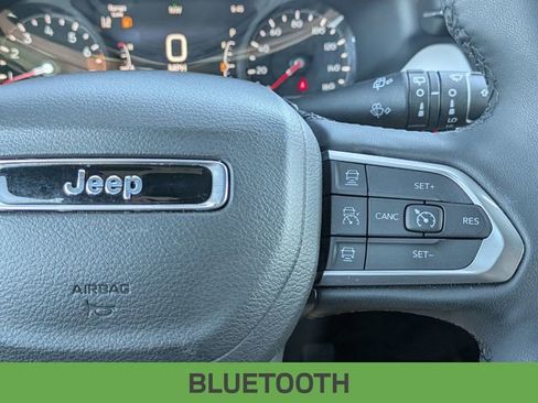 Used 2025 Jeep Compass Limited AWD/4WD image 18