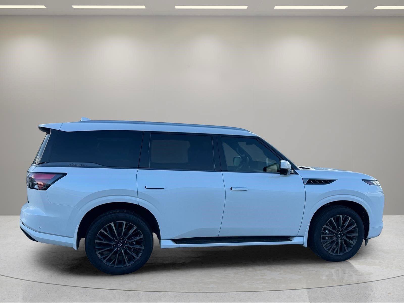 New 2026 INFINITI QX80 Autograph w/ Premium Cargo Package AWD/4WD image 6