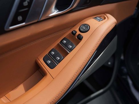 New 2026 BMW X5 xDrive50e w/ M Sport Package image 13