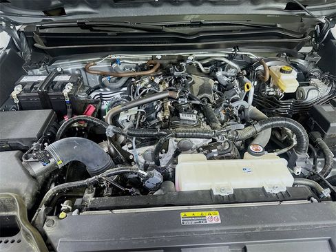 Used 2024 Toyota Tacoma SR5 image 9