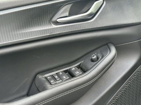 New 2025 Jeep Grand Cherokee Laredo image 12