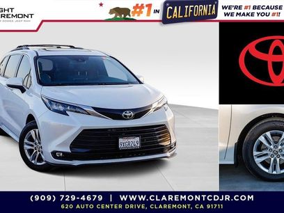 Used 2026 Toyota Sienna XLE