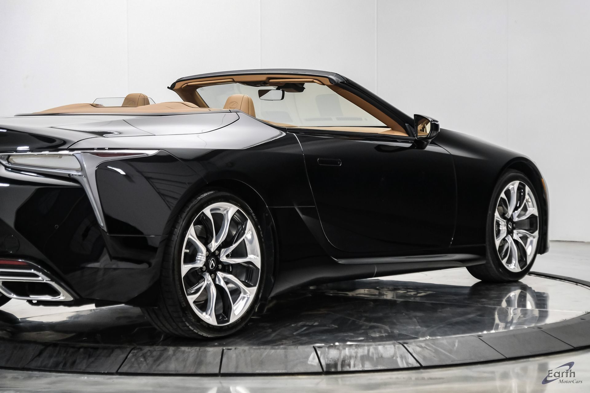 Used 2021 Lexus LC 500 Convertible w/ Touring Package RWD image 24