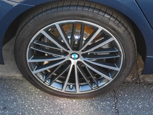 Certified 2023 BMW 530i w/ Premium Package image 8