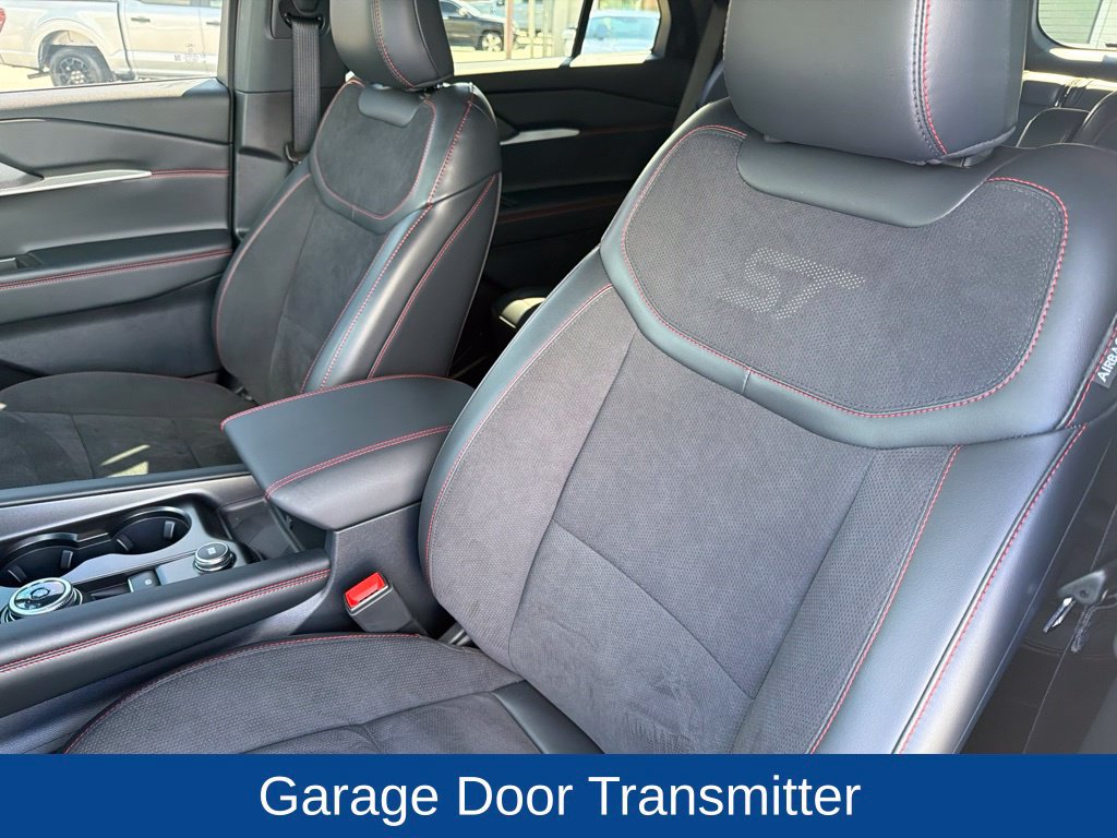 Used 2026 Ford Explorer ST AWD/4WD image 23
