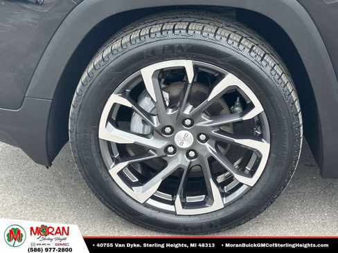 Certified 2024 GMC Terrain SLT FWD image 9