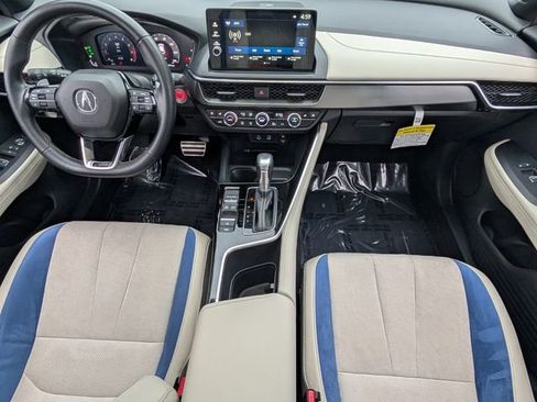 Used 2025 Acura ADX A-Spec image 17