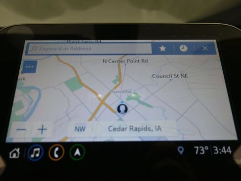 Used 2021 Chevrolet Equinox Premier AWD/4WD image 19