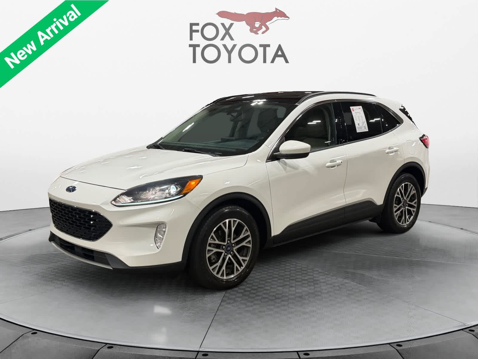 Used 2020 Ford Escape SEL FWD image 1