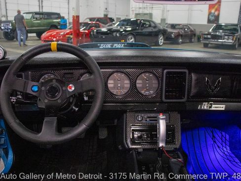 Used 1988 Pontiac Firebird Formula image 16