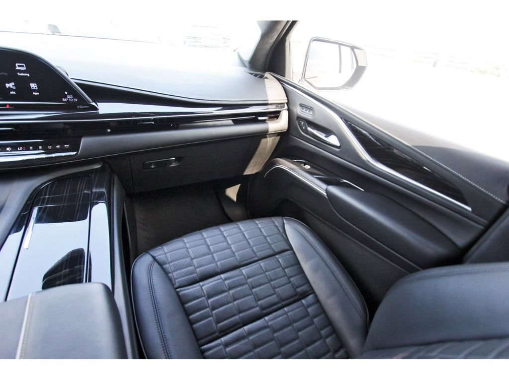 Used 2023 Cadillac Escalade V w/ LPO, ONYX Package AWD/4WD image 10
