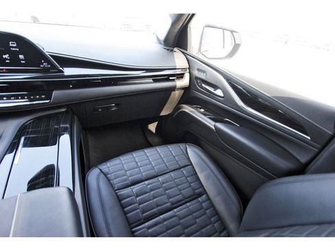 Used 2023 Cadillac Escalade V w/ LPO, ONYX Package AWD/4WD image 10
