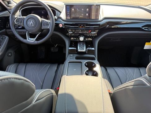 Certified 2026 Acura MDX SH-AWD w/ Advance Package image 7