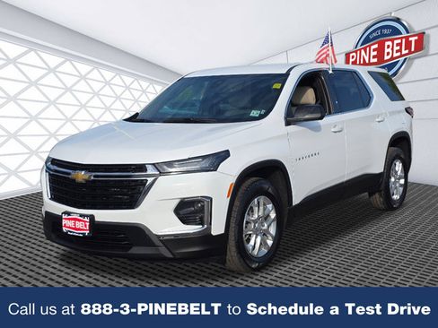 Certified 2023 Chevrolet Traverse LS FWD image 1