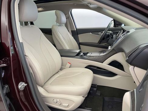 Used 2019 Lincoln Nautilus Reserve AWD/4WD image 19
