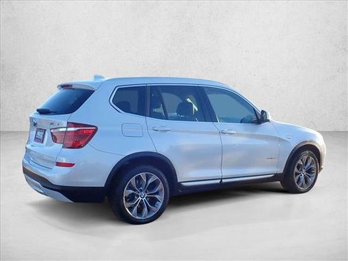 Used 2016 BMW X3 xDrive28d image 4