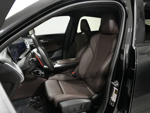 Used 2024 BMW X2 M35i AWD/4WD image 6