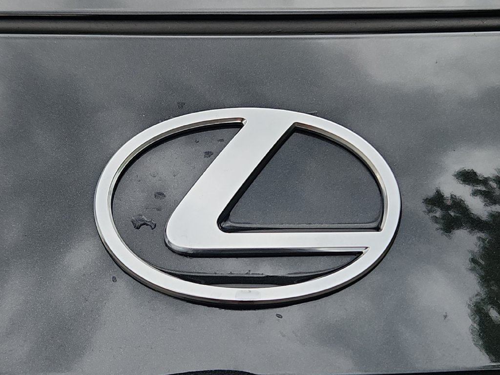 Used 2026 Lexus IS 350 F Sport w/ Technology Package RWD image 22