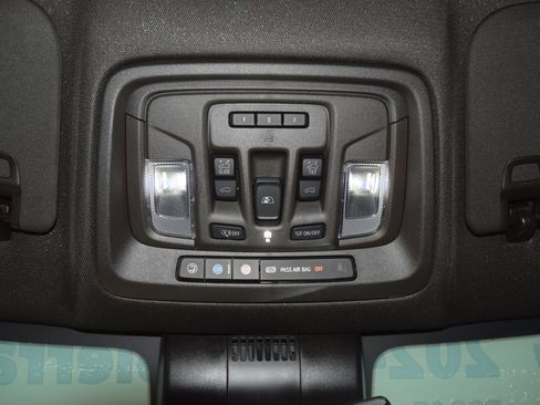 Used 2024 GMC Sierra 1500 Denali w/ Denali Reserve Package AWD/4WD image 56