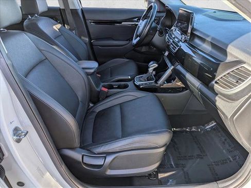 Used 2022 Kia Seltos EX image 20