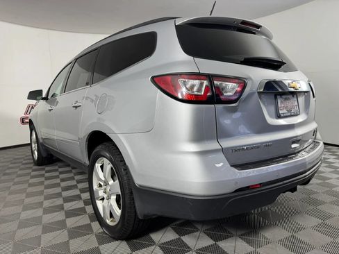 Used 2017 Chevrolet Traverse LT w/ Style and Technology Package AWD/4WD image 24
