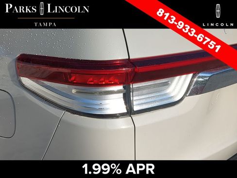 Used 2022 Lincoln Navigator Reserve AWD/4WD image 14