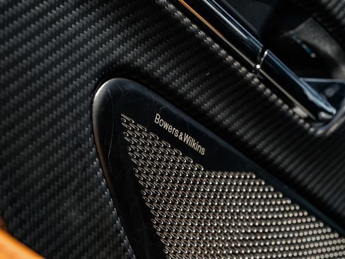 Used 2024 Aston Martin DB12 Coupe RWD image 46