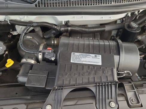 Used 2019 Chevrolet Express 3500 w/ Power Convenience Package image 17