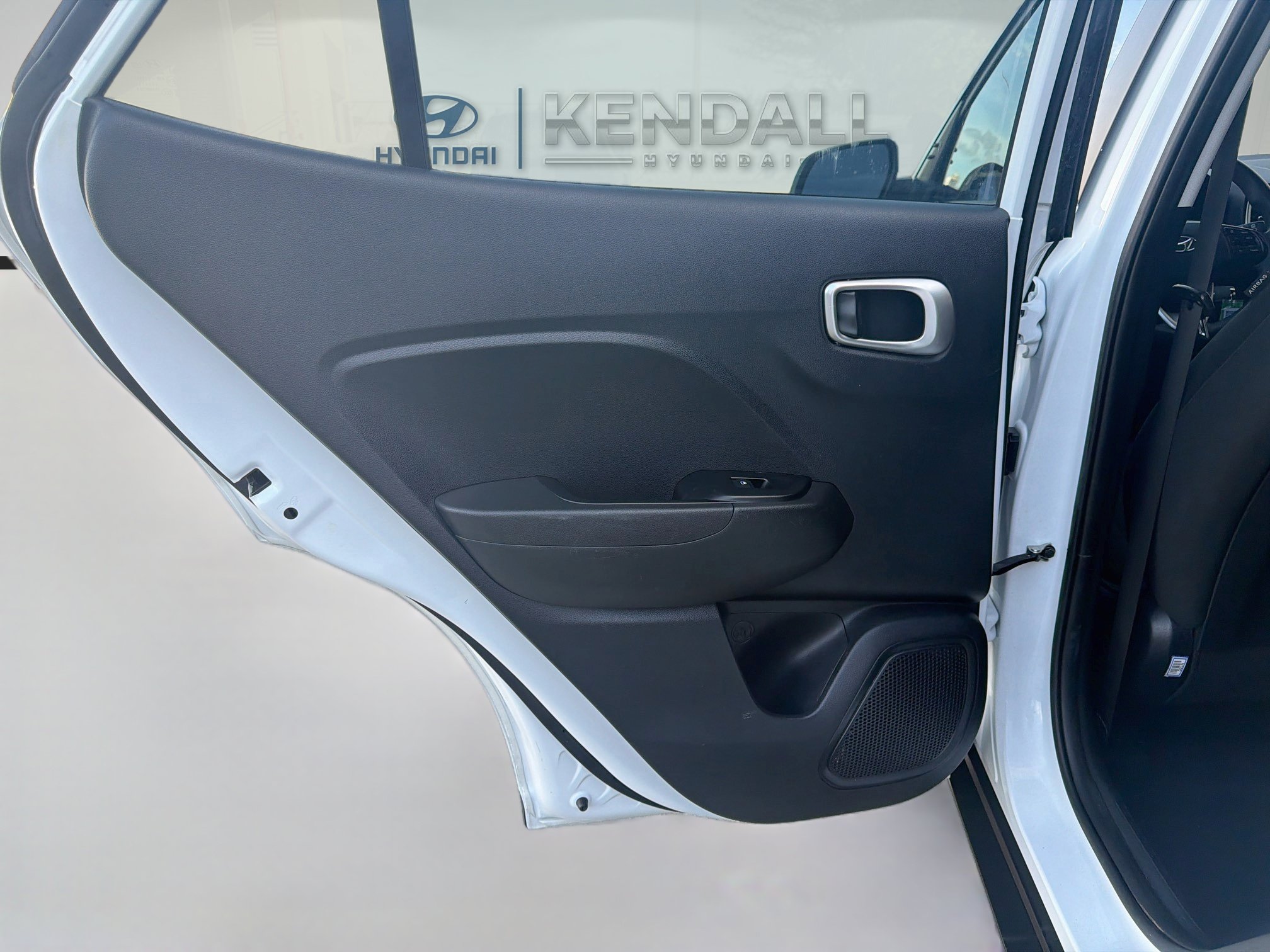 Used 2022 Hyundai Venue SE w/ Cargo Package FWD image 23