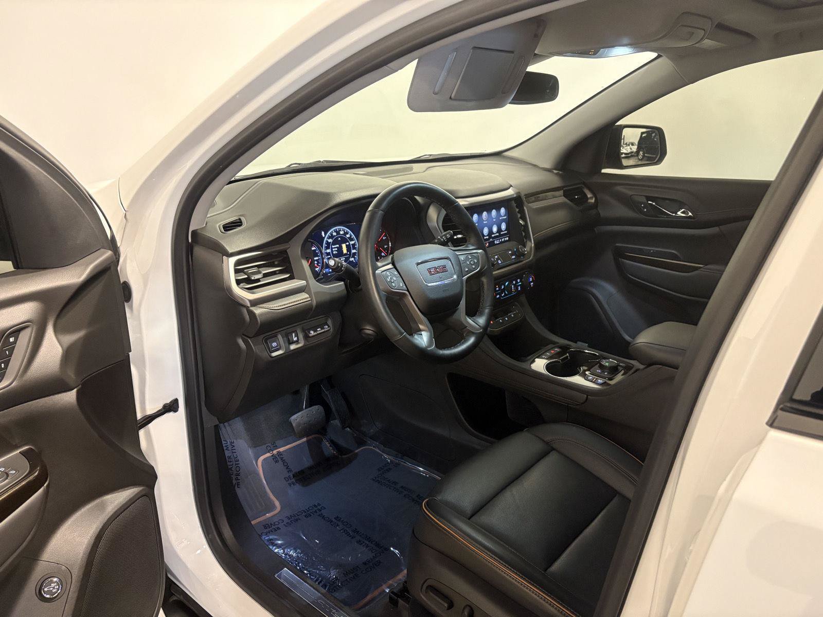 Used 2023 GMC Acadia AT4 w/ Technology Package AWD/4WD image 20