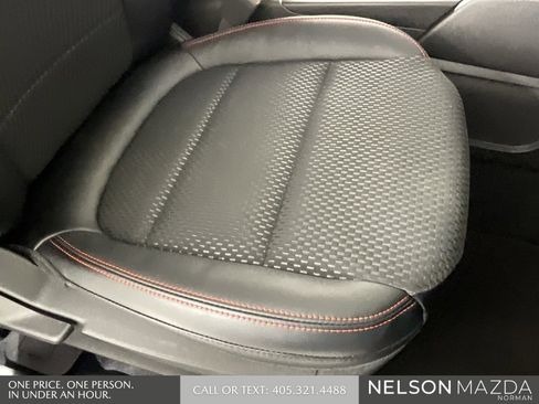 Used 2024 Ford Escape ST-Line w/ Tech Pack #1 image 27