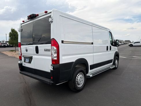 Used 2025 RAM ProMaster 2500 w/ U-Haul Equipment Group FWD image 3
